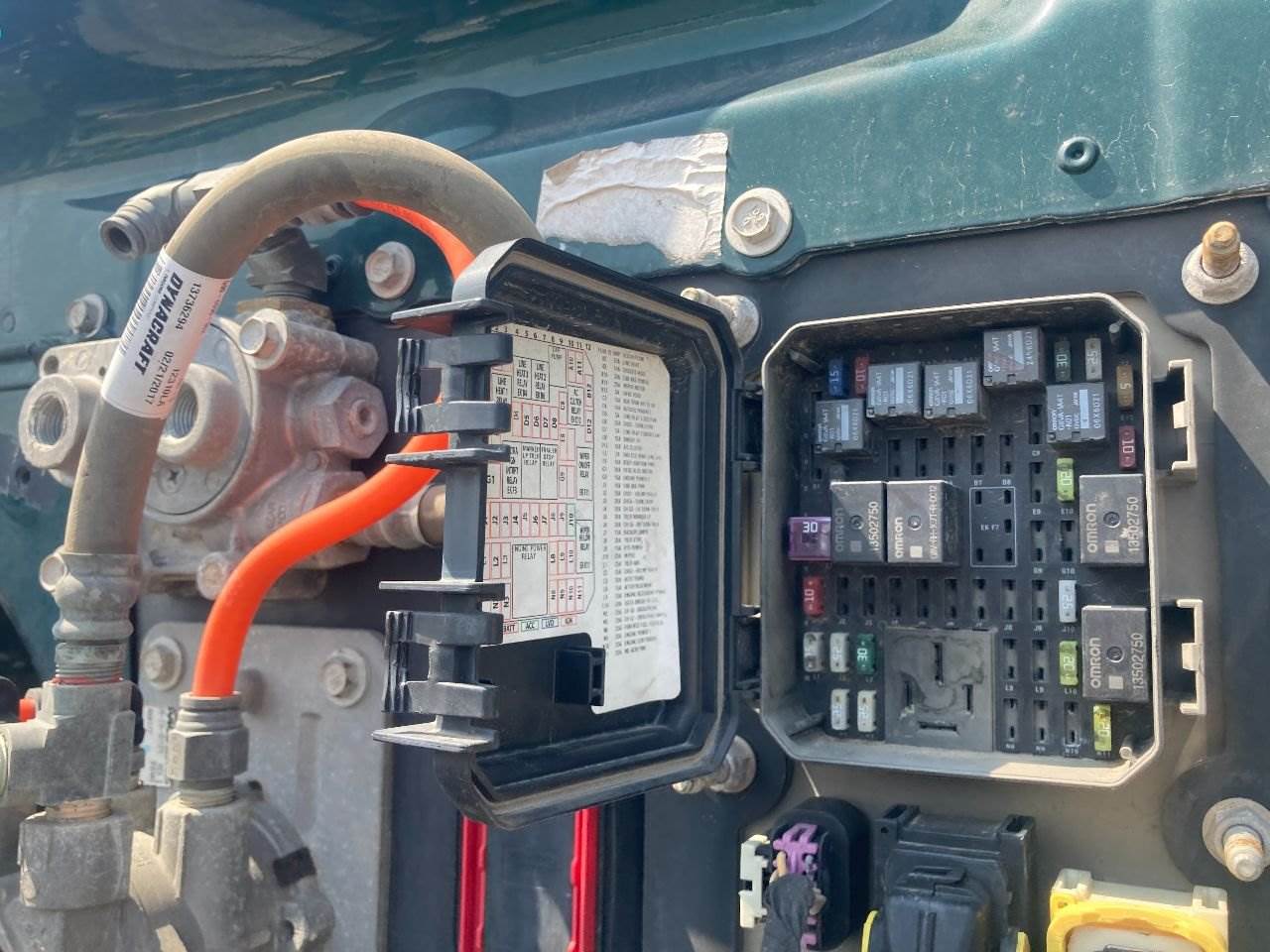 2018 Kenworth T680 Fuse Box For Sale | Kansas City, MO | 25497379