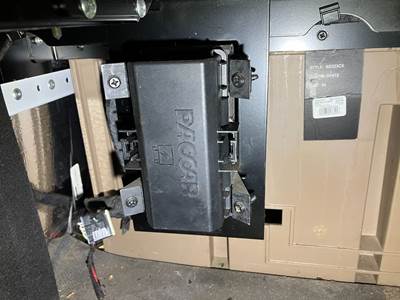 Kenworth T680 Fuse Box