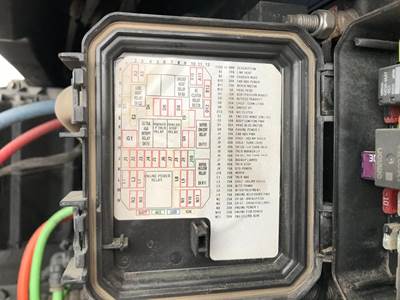 2017 Kenworth T680 Fuse Box For Sale | Council Bluffs, IA | 25705286