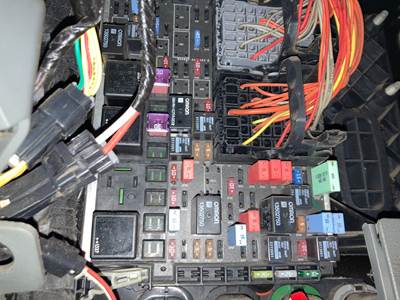 Kenworth T680 Fuse Box