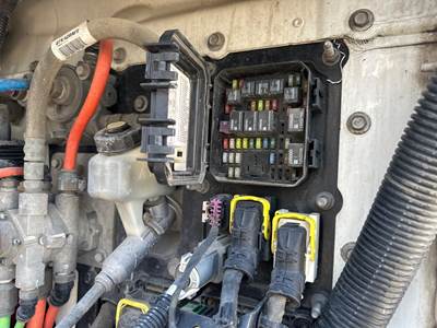 Kenworth T680 Fuse Box