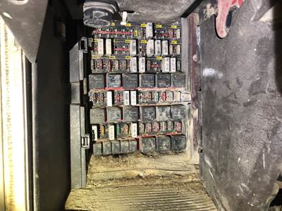 Kenworth T800 Fuse Box