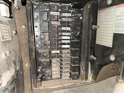 Kenworth T800 Fuse Box