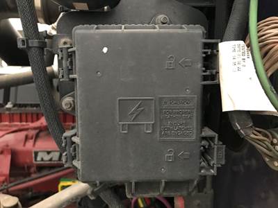 Mack AN (ANTHEM) Fuse Box