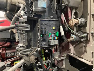 Mack AN (ANTHEM) Fuse Box