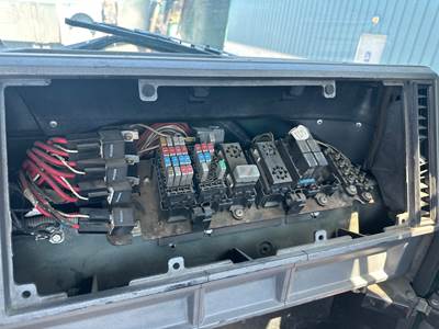 Mack CH Fuse Box