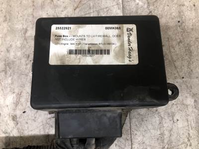 Mack CX Fuse Box