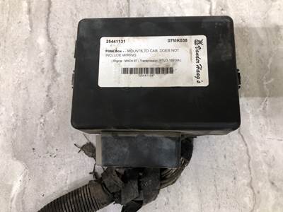 Mack CXN Fuse Box