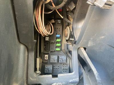 Mack CXU Fuse Box