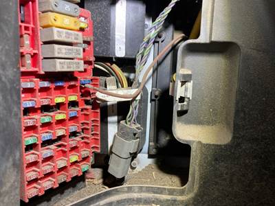 Peterbilt 337 Fuse Box