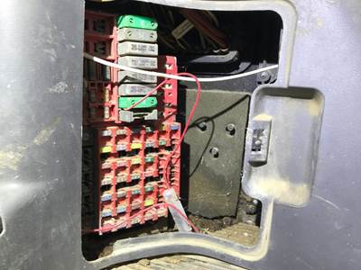 Peterbilt 386 Fuse Box