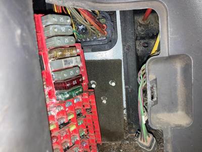 Peterbilt 386 Fuse Box