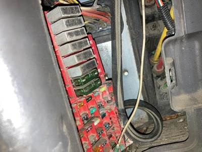 Peterbilt 386 Fuse Box