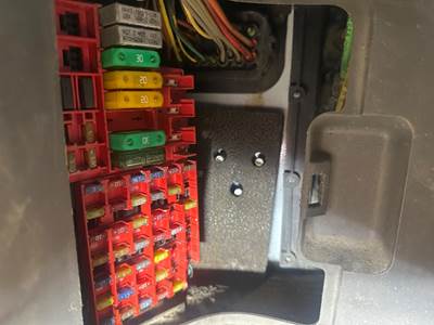 Peterbilt 386 Fuse Box
