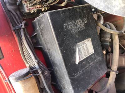 Peterbilt 387 Fuse Box