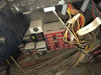 Peterbilt 387 Fuse Box
