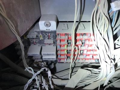 Peterbilt 387 Fuse Box