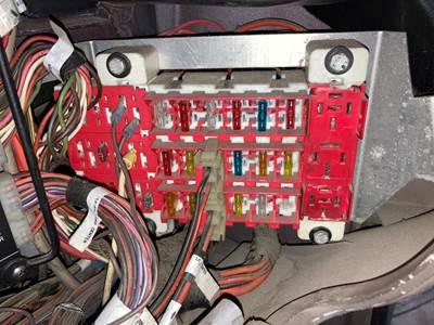Peterbilt 387 Fuse Box