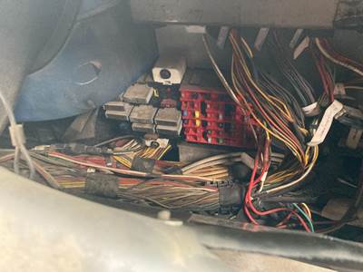 Peterbilt 387 Fuse Box