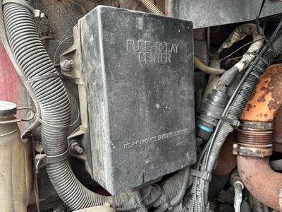 Peterbilt 387 Fuse Box