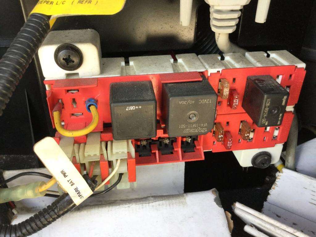 32 Peterbilt 387 Fuse Box Diagram - Wiring Diagram List