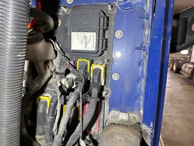 Peterbilt 567 Fuse Box