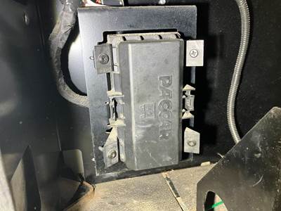 Peterbilt 579 Fuse Box