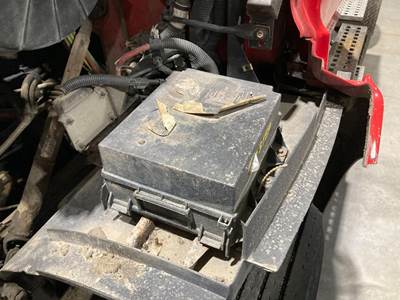 Sterling A9513 Fuse Box