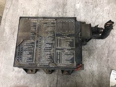 Sterling A9513 Fuse Box