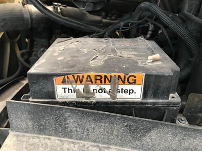 Sterling A9513 Fuse Box