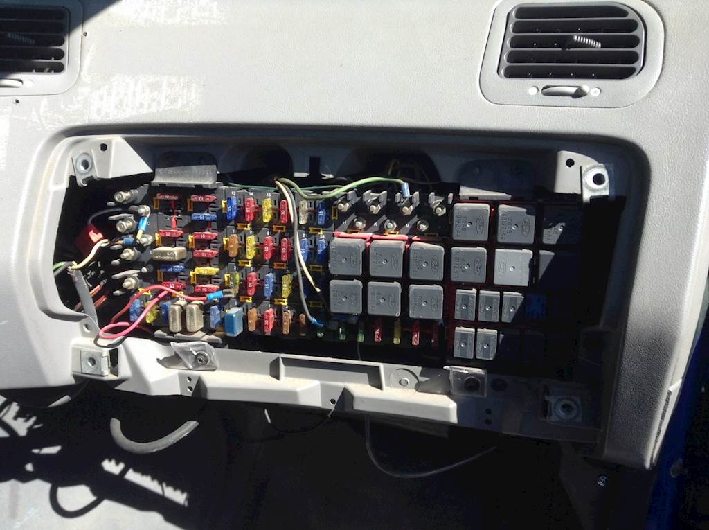 2000 Sterling L7501 Fuse Box For Sale | Spencer, IA ...