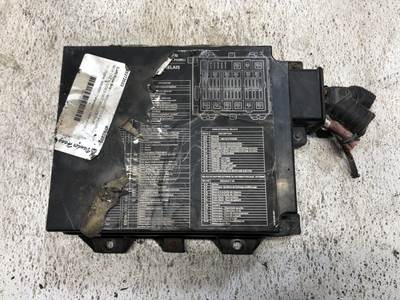 Sterling L9501 Fuse Box