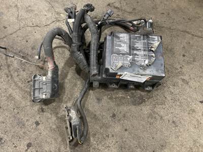 Sterling L9501 Fuse Box