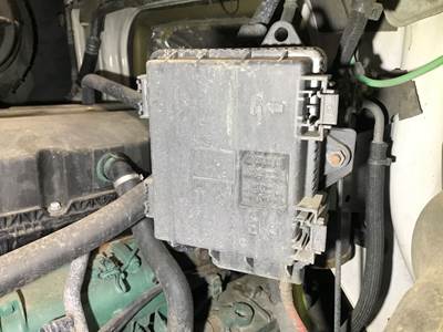 Volvo VNL Fuse Box