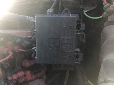Volvo VNL Fuse Box