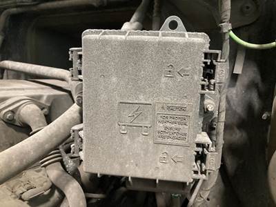 Volvo VNL Fuse Box