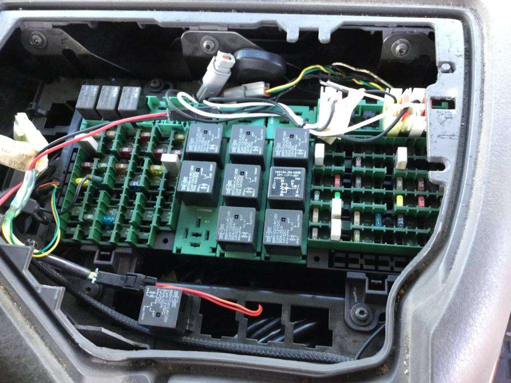 2007 volvo s60 radio wiring diagram