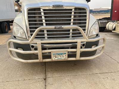 Freightliner Cascadia Grille Guard