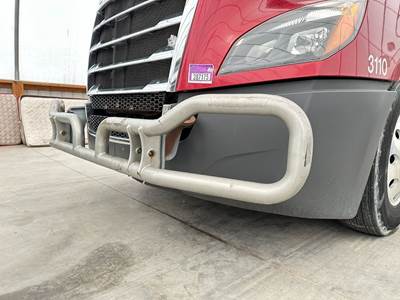 Freightliner Cascadia Grille Guard