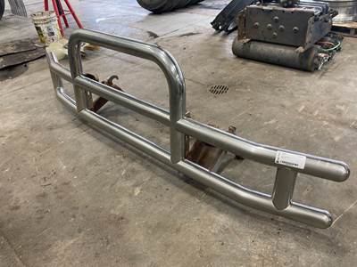 Freightliner Cascadia Grille Guard