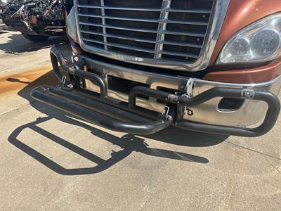 Freightliner Cascadia Grille Guard