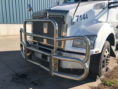 Kenworth T880 Grille Guard