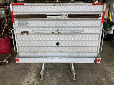 Freightliner FLC120 Headache Rack