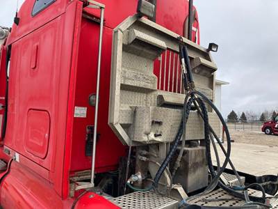 Kenworth T2000 Headache Rack