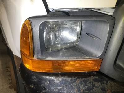 Ford F-550 Headlight Assembly for a Ford F550 Super Duty