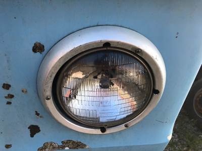 Ford LN8000 Headlight Assembly