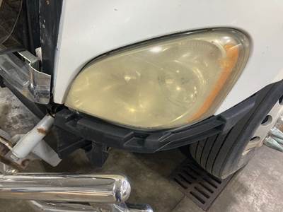 Freightliner Cascadia Headlight Assembly