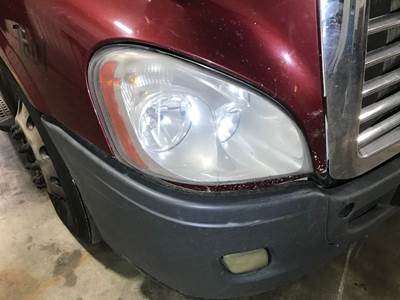 Freightliner Cascadia Headlight Assembly