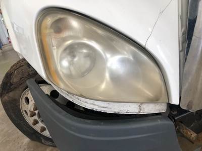 Freightliner Cascadia Headlight Assembly