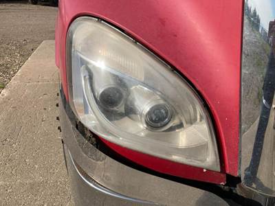 Freightliner Cascadia Headlight Assembly
